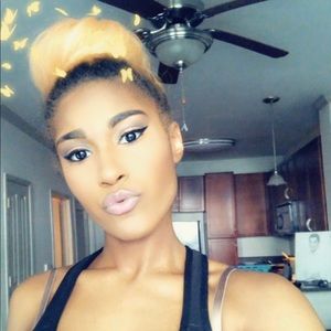 Meet your Posher, Tiearra